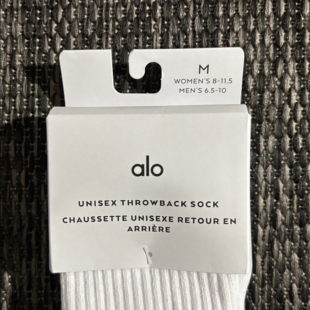 Alo yoga throwback sock - Picture 4 of 5